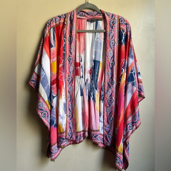 Tolani Tops - Tolani Collection kimono size XLP art to wear beachy artsy arm holes